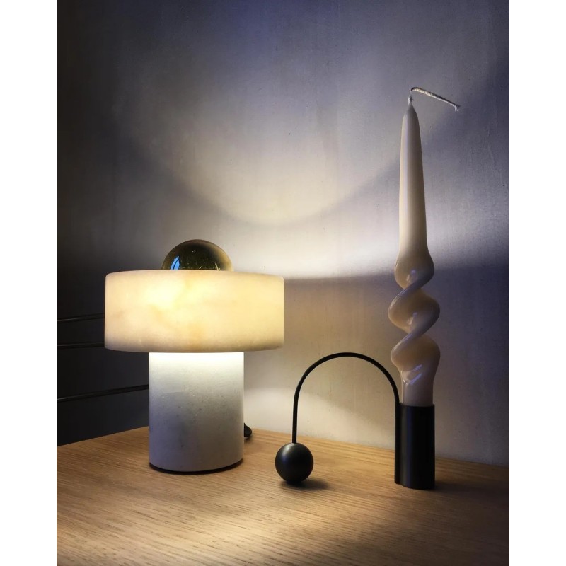 stone table sfeer 3