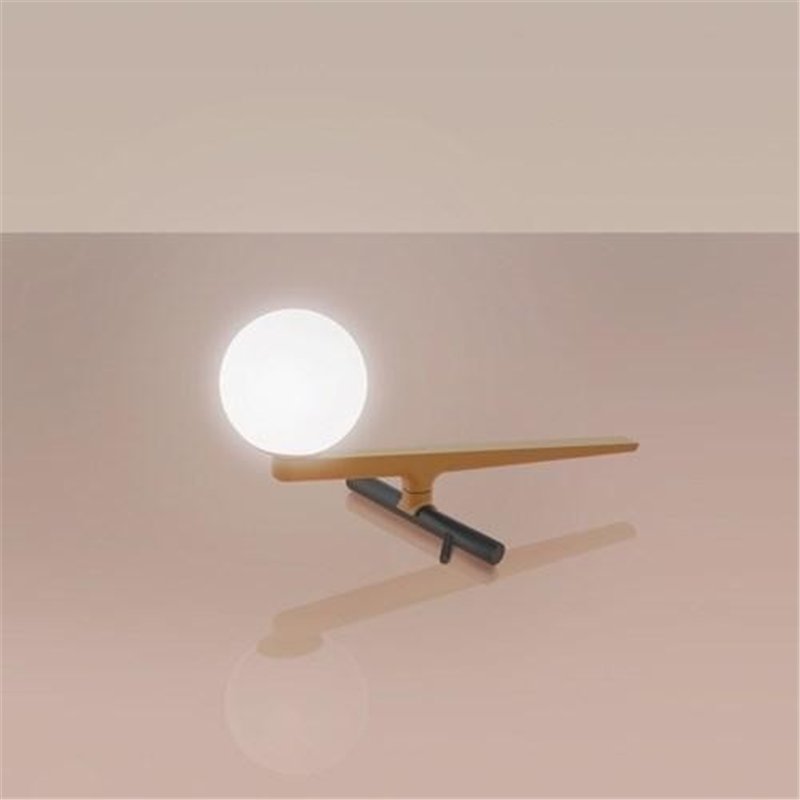 Artemide Yanzi Tafellamp