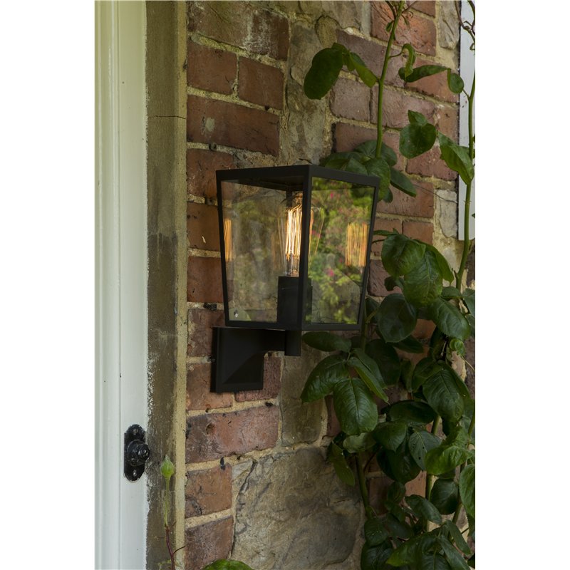 Astro Farringdon Wandlamp