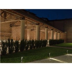 Delta Light Elbo Asymmetric P 40 garden lamp