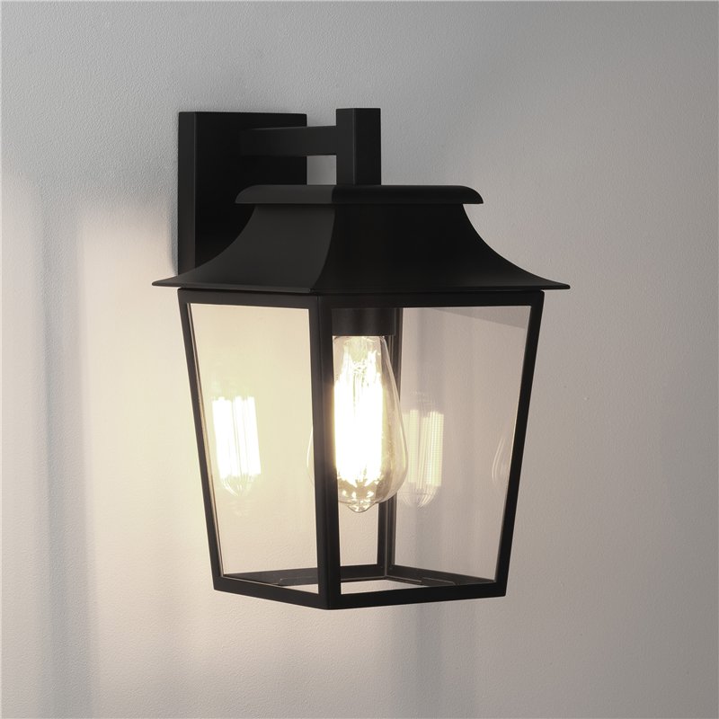Astro Richmond Wall Lantern 200 | Wandlamp